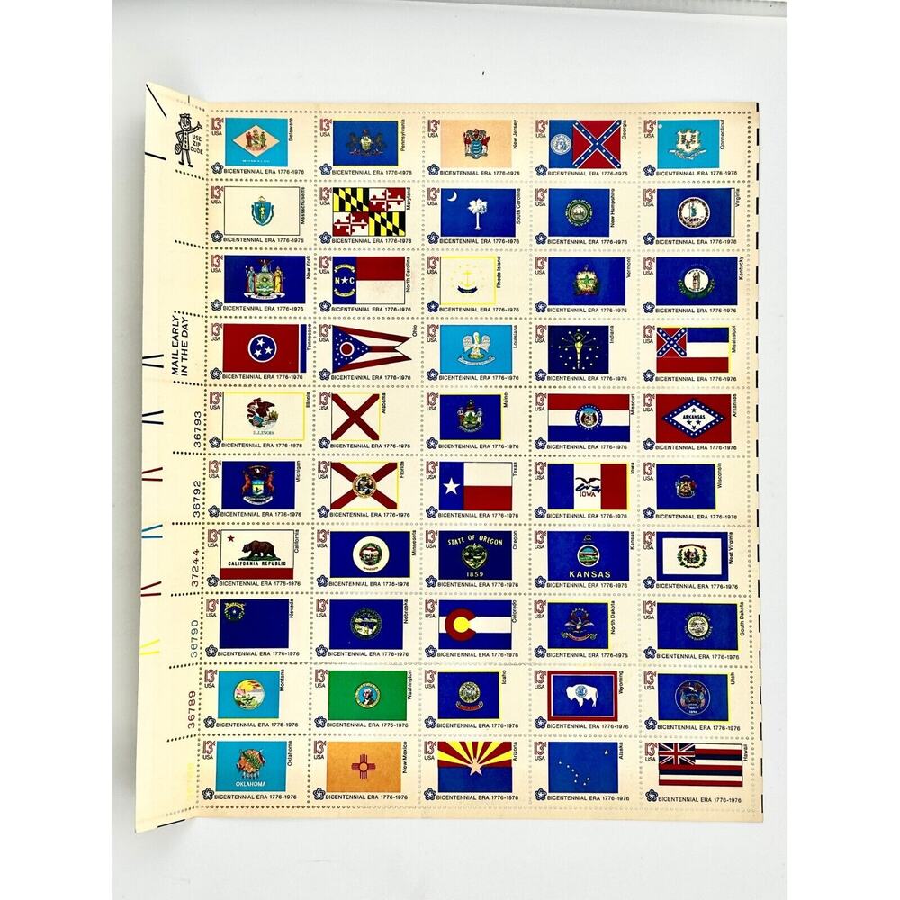 1976 US Mint Bicentennial State Flags Unhinged Sheet 50 Stamps 13 Cent